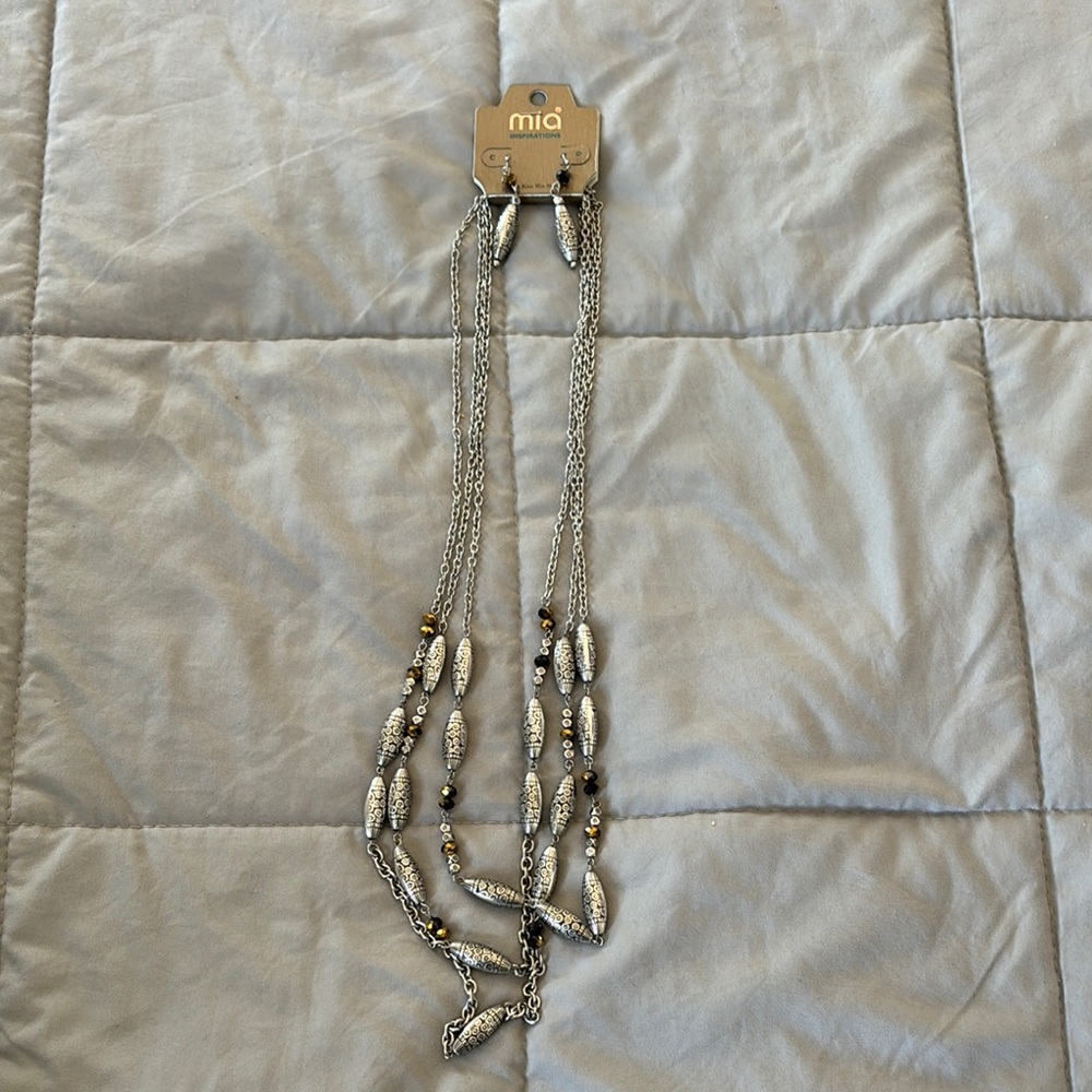 MIA Silver and Gold Elegant Necklace